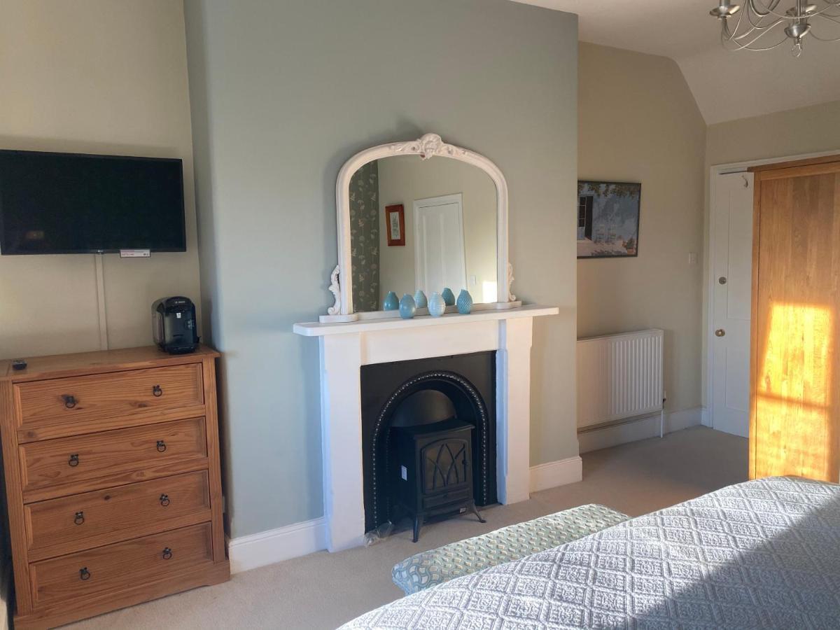 Burleigh House B And B Bed & Breakfast Tenbury Eksteriør bilde